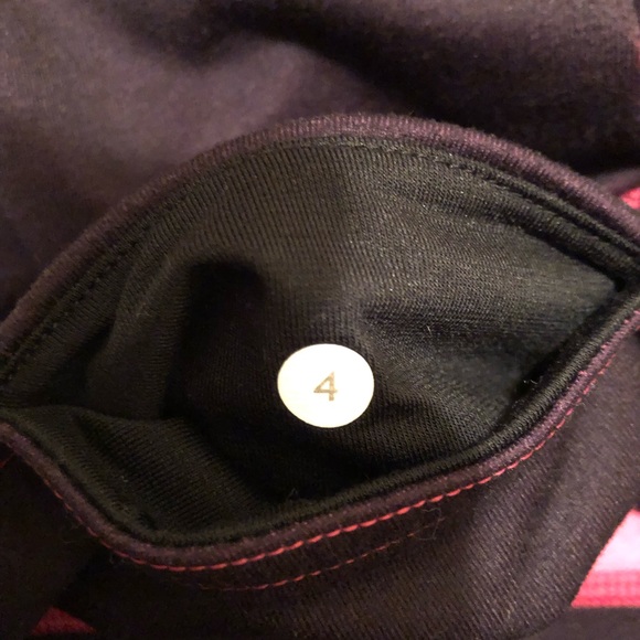 Lululemon Wunder Under 28” Leggings - Picture 4 of 4